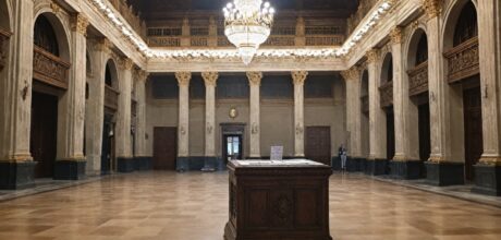 como funcionam as eleições em monarquias constitucionais modernas